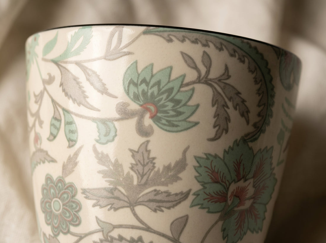Kath N Clay Premium Ceramic Coffee Mugs Set of 2 | Heritage Sage Green & Rose Floral Stoneware Tea Cups with Fine Black Rim | Microwave & Dishwasher Safe Coffee Mugs for Tea, Latte & Cappuccino | Luxury Drinkware