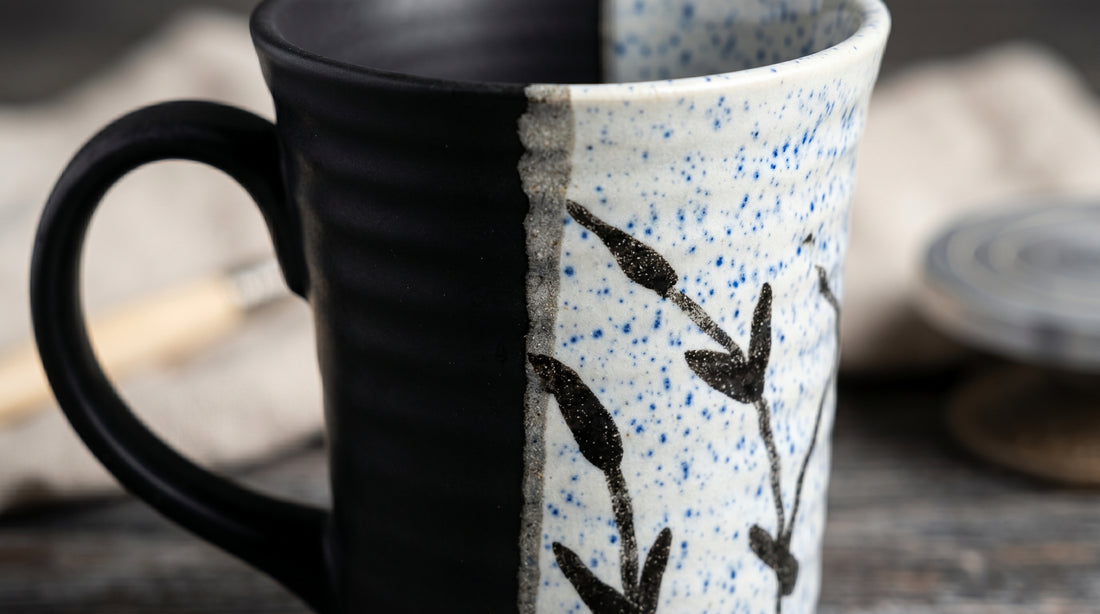 Kath N Clay Premium Ceramic Coffee Mugs Set of 2 | Handcrafted Dual-Tone Ribbed Black & Speckled White Stoneware Tea Cups with Botanical Leaf Motif | Microwave & Dishwasher Safe Luxury Drinkware