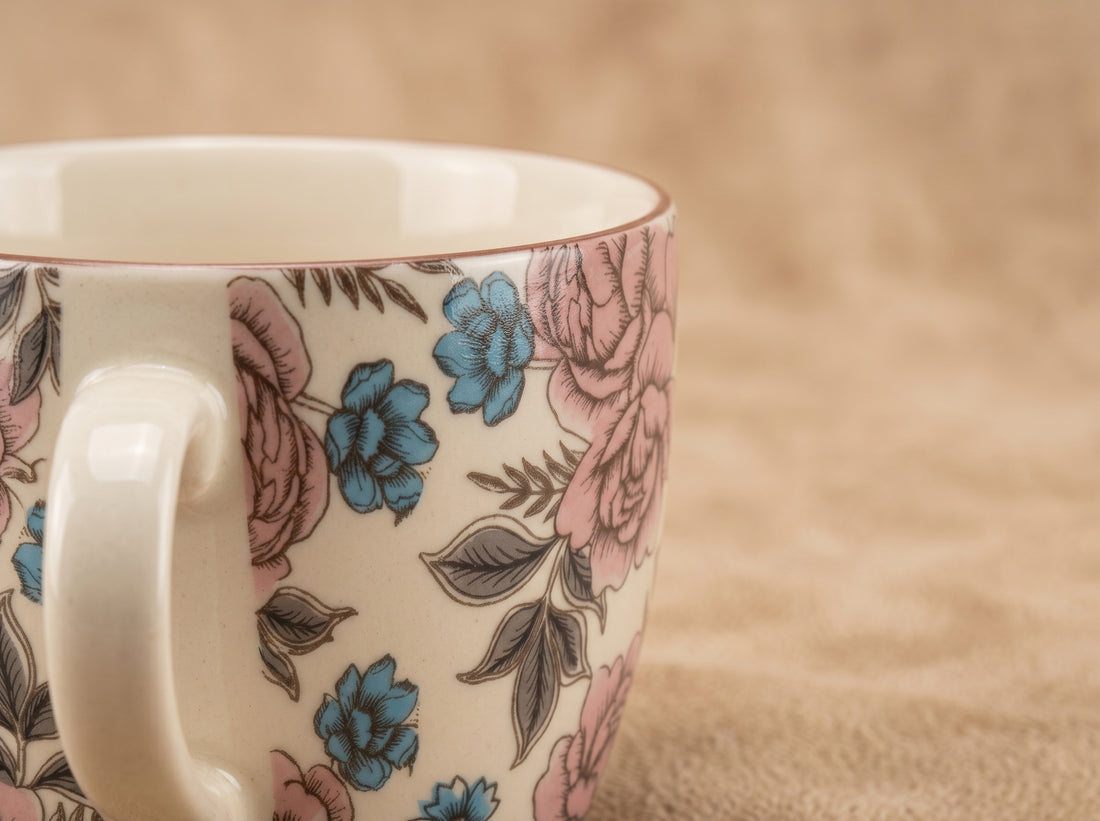 Kath N Clay Premium Ceramic Jumbo Coffee Mug | Vintage Rose & Blue Floral Soup Mug with Handle | Large Stoneware Tea & Coffee Cup | Microwave & Dishwasher Safe | Luxury Ceramic Drinkware (Single Piece)